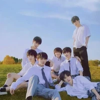 NV lm thêm kiếm tiền mua sữa cho con