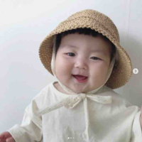em dễ thương qá à, em ăn cơm chưa?