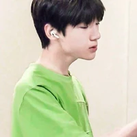 Trương Tuấn Anh (em sinh đôi với TH)