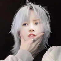 Lalisa manobal(cô)