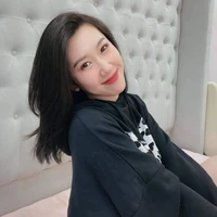 Thúy Ngân(Lê tổng)