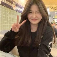 Tạ Khả Hân