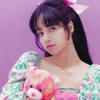 Lalisa Manobal (cô)