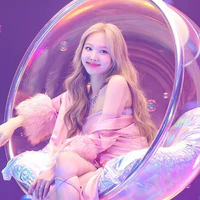 Nayeon(Na)