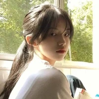 Hà Minh Anh /Đoàn Thẩm Uyên nữ 9