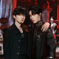 Con Tác giả cắt có tâm