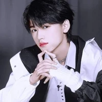 Tống Á Hiên ( cậu )