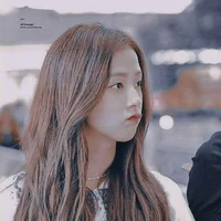 Kim Jisoo/Chị