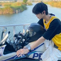 Cazy- hắn