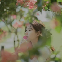 Phan Trần Linh Nguyệt_cô_Rosy