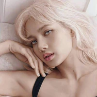 LaLisa/Cô/