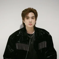 ThanaPon Aiemkumchai[Anh]<PaPa Hắn>