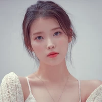 Ji Eun (IU)