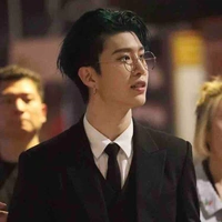 Hoắc Mạc Thiên_na9