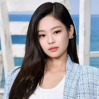 Kim Jennie (Em)