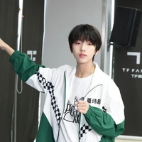 Nhiếp Vĩ Thần