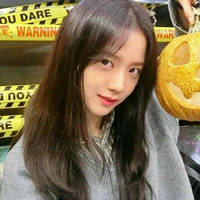 Kim Jisoo [ Chị ]