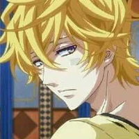 Trình lệ giao ( bn của hoan )