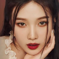 Lee Heejin - mẹ cô