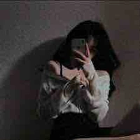 Yến Mai Trang-HUX