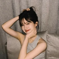 crush mới bị đẹp chai <3