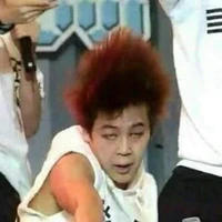 Cô bé ngây thơ yêu kem bơ ghét kem chuối