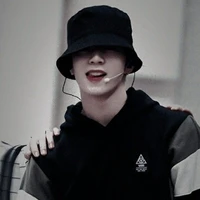 Lưu Diệu Văn ( anh )