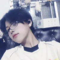 tác giả ( nhạt nhẽo )
