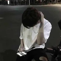 Bùi Tuấn Phong(bff anh kiêm trợ lý)