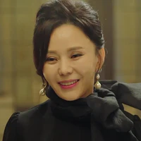 Mẹ kế Min Hyuk