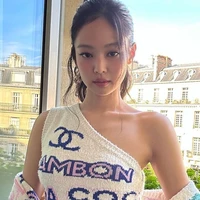 Kim jennie ( em)