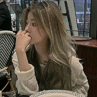 Cung Thanh Liên [ Mẹ cô ]