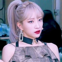 Hani (mẹ cô)