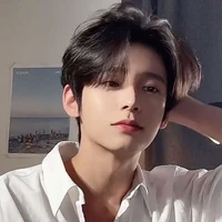 Trương Hàn Kim Ngưu (taur)