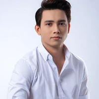 Lưu Gia Thức(Bố của Long)