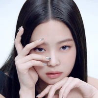 Kim Jennie ( Em )