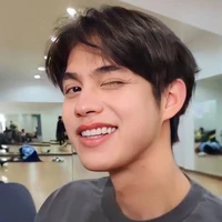 Bright(16 tuổi)