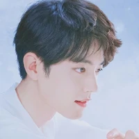 𝕋𝕚𝕖̂𝕦 ℂ𝕙𝕚𝕖̂́𝕟