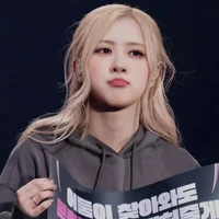 Park Chaeyoung [ cô ]