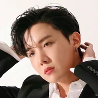 Jung Hoseok ( Thượng Tiên ) )