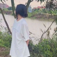 Nhân viên b