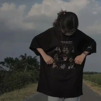 vy