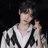 Vương Tuấn Khải (Anh Ba Nhất Bác)