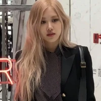 Park Chaeyoung(Rosé)