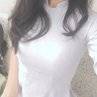 t/g : selena