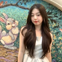 Tương Hoàng Hạ Ân ( em gái nữ9)