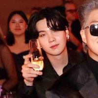 Yoongi  - anh