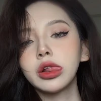 Hồng Cẩn