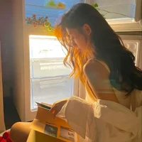 Vương An Nhiên __ chị của Khang