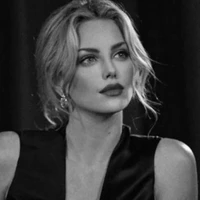 Lsture Mature/ mẹ cô/